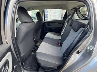 Toyota Yaris 1.5 Hybrid ASPIRATION 4S-BANDEN NAVI CRUISE CLIMA CAMERA BLUETOOTH NL-AUTO DEALER ONDERHOUDEN! / 13