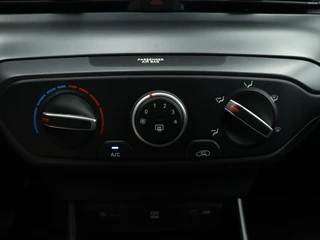 Hyundai i20 1.0 T-GDI Comfort Plus Automaat Carplay navigatie | Camera | Cruise control / 30