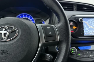 Toyota Yaris 1.5 Hybrid Aspiration | Navigatie | Achteruitrijcamera | Climate Control | Cruise control | Verw. buitenspiegels / 19