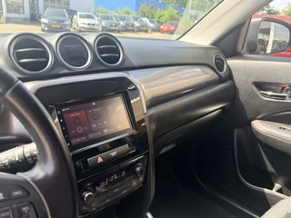 Suzuki Vitara 1.4 Boosterjet Select Smart Hybrid  | Trekhaak | Apple/Android | Adapt. Cruise | Camera | Stoelverwarming / 33