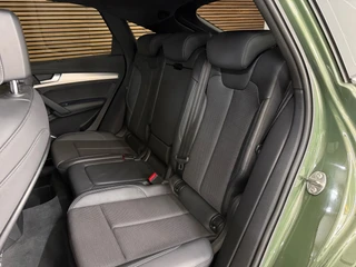 Audi Q5 Sportback 50 TFSI e S-line edition | Luchtvering | District Green | Ambient | Matrix-LED / OLED | Business-Pack | CarPlay / 40