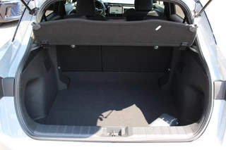 Lexus LBX 1.5 Emotion 2WD / 31