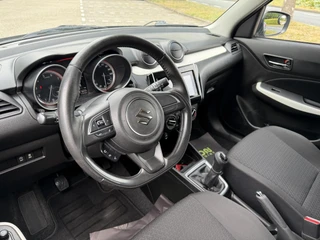 Suzuki Swift 1.2 Select Smart Hybrid / 6