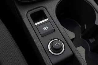 Audi A3 Sportback 35 TFSI Advanced Automaat Stoelverwarming LED Sportstoelen / 39