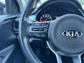 Kia Stonic 1.0 T-GDi DynamicLine | Navigatie | Two-Tone | Cruise control | LM-Velgen / 15