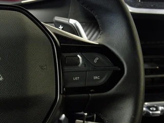 Peugeot 2008 1.2 Puretech 130pk Allure / 21