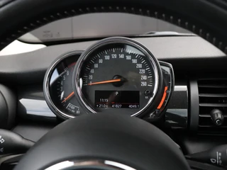 MINI 5-Deurs 1.5 Cooper Chili | AUT. | PANO-DAK | STOELVERW. | PDC | CRUISE | NAVI | APPLE CARPLAY | / 6