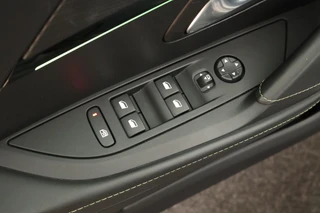 Peugeot e-208 EV GT 136pk 50 kWh SOH 91% Camera Navigatie Virtual Cockpit / 15