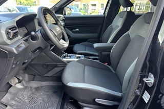 Dacia Duster 1.6 Hybrid 140 Extreme / 13