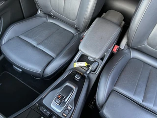 Opel Grandland X 1.6 Turbo Hybrid4 Automaat Ultimate | ECC | Navigatie | Leder | Winterpakket | Stoelventilatie | Camera | Trekhaak | 19" LM-Velgen | Zeer kompleet / 13