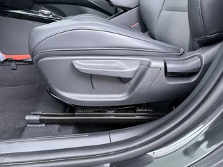 Kia Niro 1.6 GDi Hybrid DynamicLine Automaat  - Adaptive Cruise Control- Navigatie - DAB- Apple Carplay/Android Auto Fabrieksgarantie 26-01-2032 of 150.000 km / 20