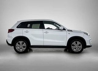 Suzuki VITARA 1.4 Boosterjet Comfort Smart Hybrid | Adaptive Cruise | Stoelverwarming | CarPlay | Camera | Trekhaak / 9