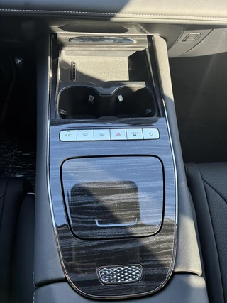 Omoda 5 EV Premium 61 kWh Voorraad Nieuw| ECC | Schuif/kanteldak | Keyless | Lederen bekleding | Stoel & Stuurverwarming | Navigatie | 7 Jaar fabrieksgarantie / 38