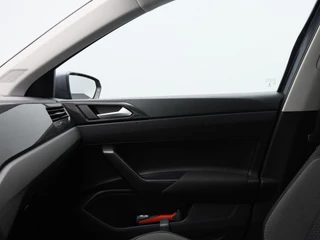 Volkswagen Polo 1.0 TSi Life | Airco | Parkeersensoren | Adaptive Cruise | CarPlay | Navigatie | 15 Inch | 91.095 Km !! / 29