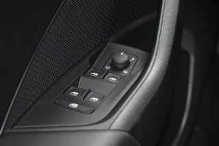 Skoda Octavia Combi 1.0 e-TSI Ambition VirtualCockpit NAVI ECC / 30