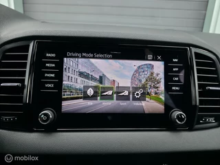 Skoda Karoq 1.5 TSI ACT Sportline / Trekh. / Carplay / Luxe / 27