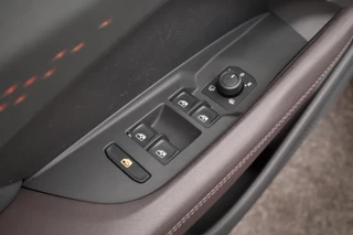 CUPRA Terramar 1.5 TSI e-Hybrid 272pk VZ Performance 360Camera HUD Sennheiser Memory Panoramadak Leder Keyless Navigatie / 18