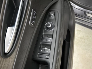 Alfa Romeo Stelvio 2.0 T AWD Ti Q4 | Automaat | Adaptive Cruise | Stoelverwarming | Navigatie | Camera | Leder | BTW / 31