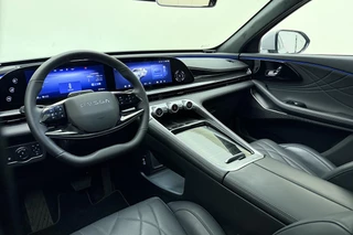 Omoda 9 1.5T-GDi SHS-P Premium 5p | €5.000 demo voordeel! | Panorama Schuif/kanteldak | Massagestoelen | Stoel & Stuurverwarming | AWD | Lederen bekleding | 7 jaar garantie!! / 20