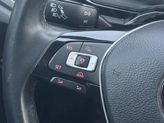 Volkswagen Polo 1.0 TSI Highline Business R Navi/ CarPlay / 16