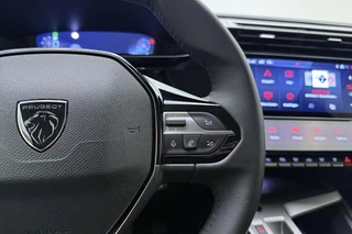 Peugeot 408 1.2 Hybrid 145 e-DCS6 Allure | Adaptive Cruise Control | Camera | Full LED | 19'' Lichtmetalen velgen | Climate Control | Navigatie | Apple Carplay & Android Auto | Keyless Entry & Start / 21