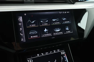 Audi Q8 e-tron 50 340pk quattro S Edition 95 kWh SOH 100% B&O HUD Keyless Stoelverwarming Camera Panoramadak Navigatie 2x S-Line / 27