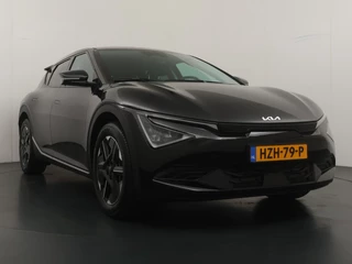 Kia EV6 Air 84 kWh  - SOH 99,1% - Stoel-/stuurverwarming - Cruise Control Adaptief - Climate Control - CarPlay - Fabrieksgarantie tot 08-2033 / 13
