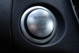 Mercedes-Benz GLC Coupé 250 4MATIC Premium AMG Line l 360° Camera l Blindspot l Keyless / 17