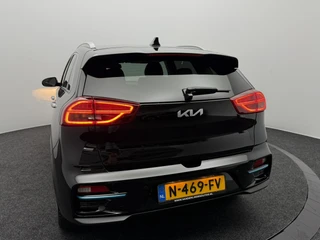 Kia e-Niro Edition 64 kWh SOH 96,8% | Trekhaak | Camera | Stoel/Stuurverwarming | Carplay&Android | Adaptieve Cruise / 30