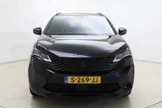 Peugeot 5008 1.2T 130pk Automaat GT | Black Pack | Elektr. achterklep | Stoelverwarming | Navigatie | 7 Persoons | / 7