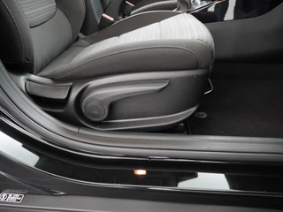 Kia Stonic 1.0 T-GDi MHEV DynamicLine  - Camera - Cruise control - AppleCarplay - Android Auto Fabrieksgarantie tot 04-2032 / 44