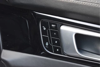 Porsche Panamera 4 Sport Turismo 3.0 Turbo Open dak | Keyless | Luchtvering | Carplay | Mem.stoelen | Softclose | 4x stoelverwarming | Bose | Full LED | 21" / 46