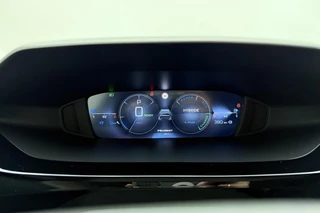 Peugeot 308 1.6 Plug-in Hybrid 180pk Automaat Allure Avantage | Navigatie | Apple Carplay/Android Auto | Achteruitrijcamera | Adapt. Cruise control | Climate control | Keyless entry | Stoel- en stuurverwarming / 34