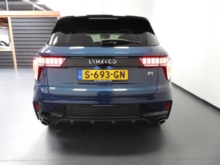 Lynk & Co 01 1.5 PHEV BlackEdition NAVI/360CAM/SCHUIFDAK/LED/20"LMV! / 45