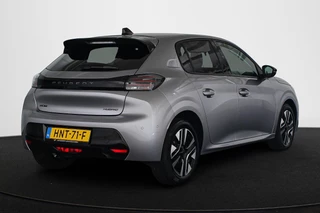 Peugeot 208 1.2 Hybrid 110 e-DCS6 Allure / 4