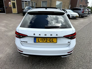 Škoda Superb Combi 1.4 TSI iV Sportline Business  Panoramadak, Trekhaak / 19