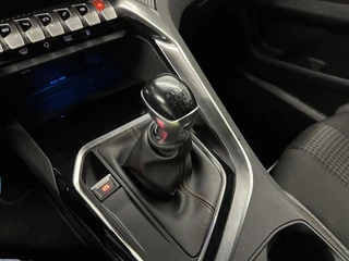 Peugeot 3008 1.2 PureTech Blue lease Executive Avantage NAVI CARPLAY CRUISE ECC TREKHAAK. / 35