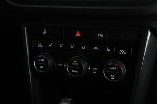 Volkswagen T-Roc 1.5 TSI 150pk DSG Sport Trekhaak Virtual cockpit Adaptive cruise Stoelverwaming PDC / 30