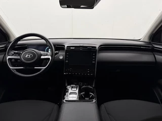 Hyundai Tucson 1.6 T-GDI PHEV Comfort 4WD | Trekhaak | Camera | Adaptive Cruise | Stoelverwarming | CarPlay / 10