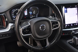 Volvo V60 T6 Recharge AWD R-Design / 36