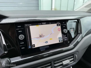 Volkswagen Polo 1.0 TSI / Luxe / Navi / Camera / Carplay / 19
