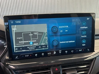 Ford Focus Wagon 1.0 EcoBoost Hybrid ST Line ACC|Applecarplay|Camera|17inch velgen|Dodehoekdetectie / 24