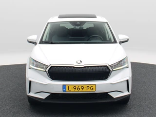 Škoda Enyaq iV 60 180 Pk | Panoramadak | Crystal Light LED | Stuur- en Stoelverwarming | Privacy Glass | Camera | 21 Inch / 6