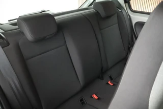 Volkswagen Up! 1.0 60pk Move Maps&More Airco / 22