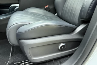 Omoda 9 1.5T-GDi SHS-P Premium 5p | €5.000 demo voordeel! | Panorama Schuif/kanteldak | Massagestoelen | Stoel & Stuurverwarming | AWD | Lederen bekleding | 7 jaar garantie!! / 21