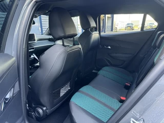 Peugeot 2008 Envy 1.2 Hybrid 110pk e-DSC6 | Apple Carplay/Android Auto | Achteruitrijcamera | Airco | Draadloze Telefoonoplader | Keyless entry/start | Parkeersensoren | Adaptief Cruise Control / 27