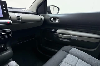 Citroën C4 Cactus 1.2 PureTech 110pk Feel / 28