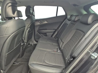 Kia Sportage 1.6 T-GDi Plug-in Hybrid AWD DynamicLine | Cruise Control | Climate Control | Camera | Navigatie | Stoelverwarming | Stuurverwarming | Elektrisch Verstelbare Bestuurdersstoel | / 19