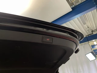 Skoda Octavia Combi 1.0 e-TSI DSG Business Edition Navigatie Parkeersensoren App-Connect DAB+ / 19