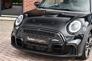 MINI Cooper S Cabrio Mini 2.0  JCW-pack ACC HUD H/K Carplay Camera Black-pack DDC / 50